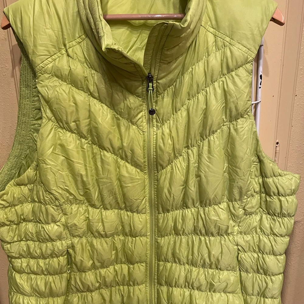 Athleta Lime Quilted down Vest